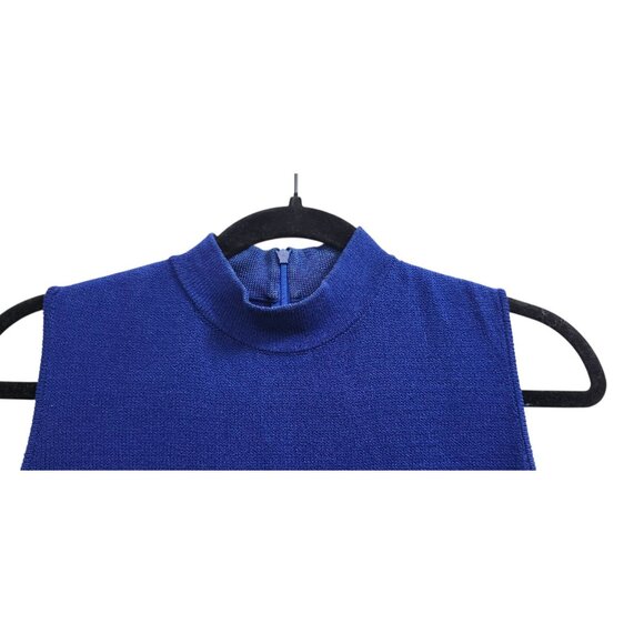 St. John Blue Neck Sleeveless Top Women's Size: P, Petite. - Picture 3 of 9